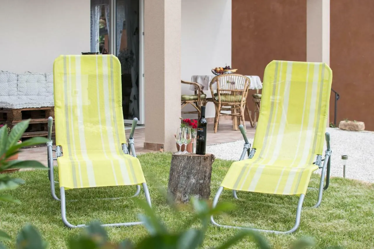 Apartment Stari Kesten أوماغ كرواتيا